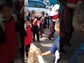 Elementary school children ask to caress Micky Part 1 👍👍 golden retriever Cute