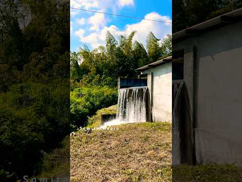 Miren que hermosa cascadita que hay por acá en san Lucas Toliman solola.