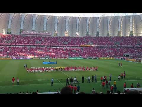 Internacional 3 x 1 Palmeiras, Início, Hino Nacional