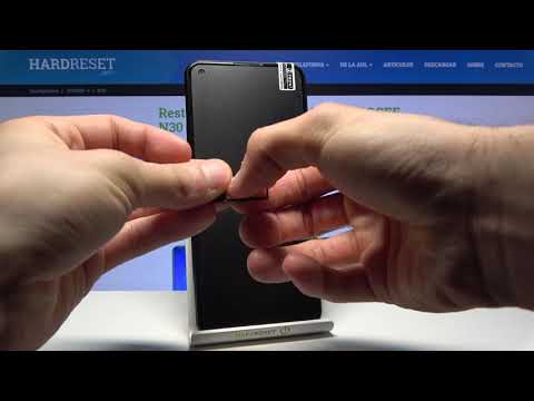 Cómo insertar tarjeta SIM y tarjeta de memoria en DOOGEE N30 - colocar SIM y microSD