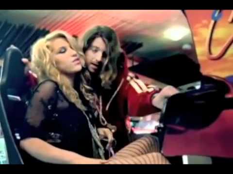 Katy Perry vs Ke$ha ft. 3OH!3 vs Chris Brown ft. Lil Wayne