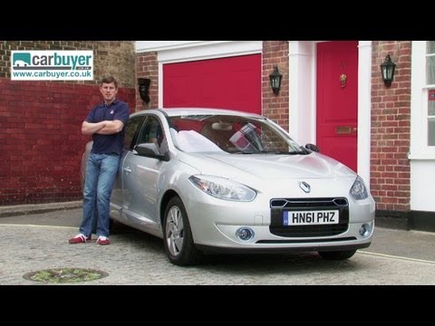 Renault Fluence saloon review - CarBuyer