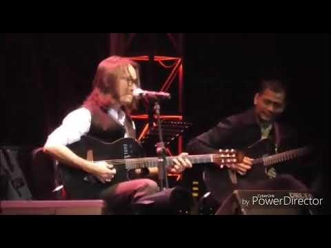 Dian PP Acoustic Performing - " Semurni Kasih "