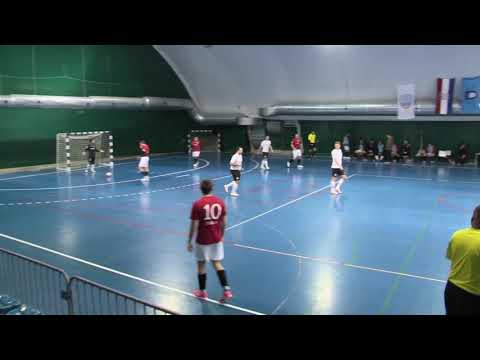 AUTOGOL STOLJEĆA U REŽIJI IGRAČA MNK OMBLA