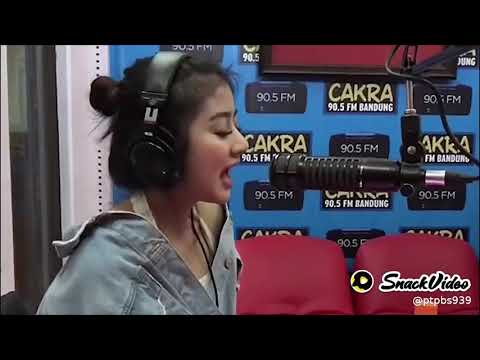 Ghea youbi -gemes sama kamu nya bebz