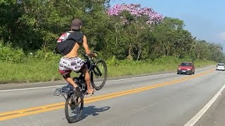 ROLÊ DE MOTORIZADA EM PARANAPIACABA 