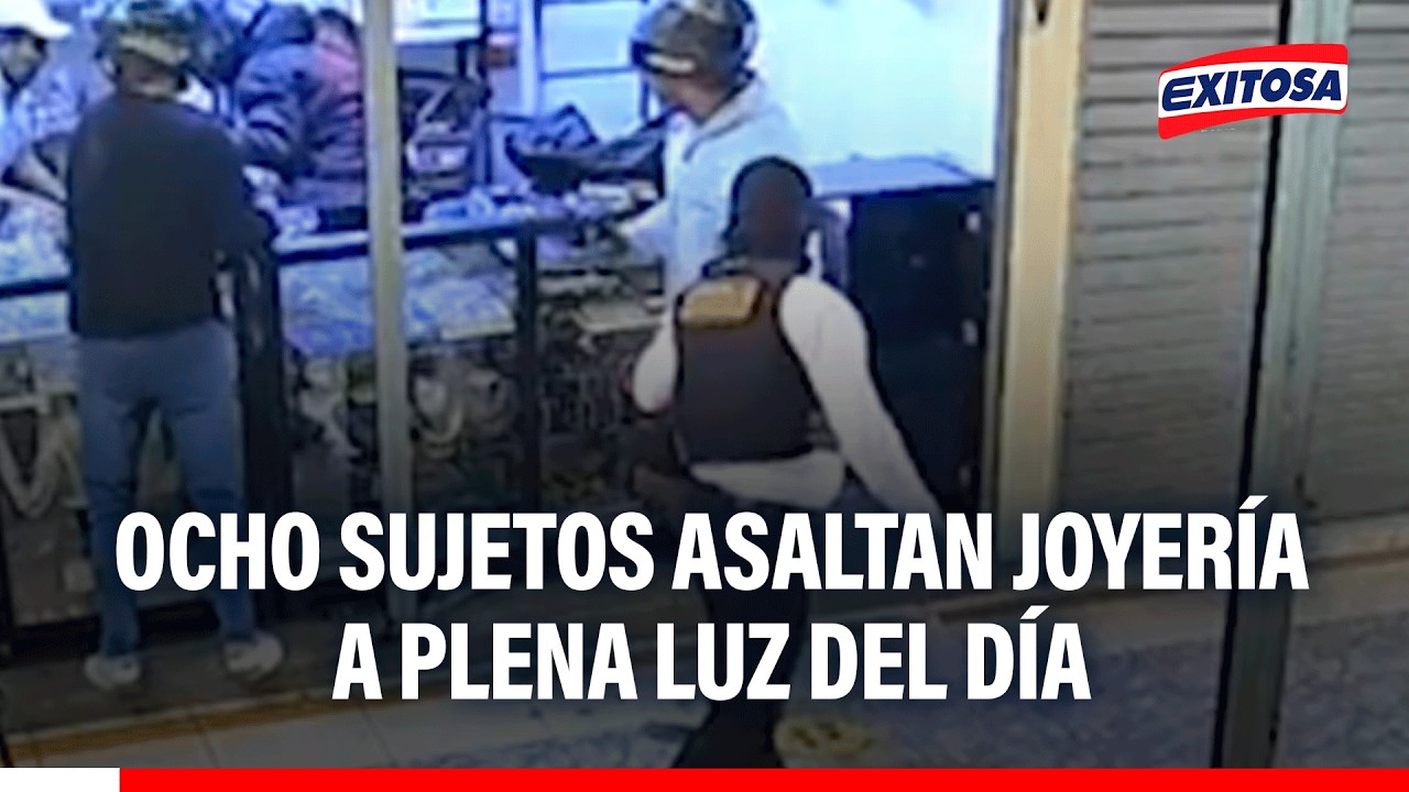 🔴🔵 Ocho sujetos asaltan joyería en galería del Jr. Camaná y huyen en motos lineales