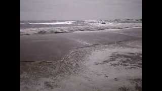 Uh-oh, Houston we have a problem...on centrecourt