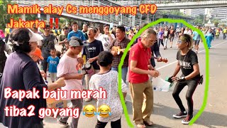 Download lagu Ga nyangka bapak itu awalnya cuma liat tiba2 malah joget ajakin istrinya😂WOKLAY di cfd Jakarta ! mp3 Download lagu Ga nyangka bapak itu awalnya cuma liat tiba2 malah joget ajakin istrinya😂WOKLAY di cfd Jakarta ! mp3
