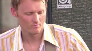 Medeski Martin & Wood - Queen Bee - 8/13/2005 - Newport Jazz Festival (Official)