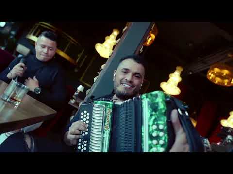 Nunca niegues que te amo, Los Inquietos del Vallenato Live