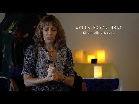 ED Podcast EP26  - Lyssa Royal Holt & Making Contact
