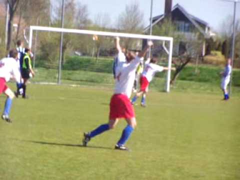 17-04-2010 TAVV 2 - Koudekerk 2 Doelpunt Pim van Tulder 0-1