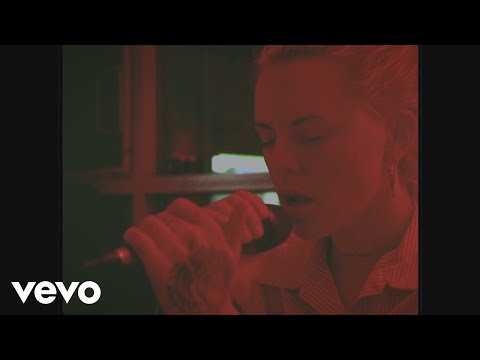 Lauren Sanderson - Conversations (Acoustic)