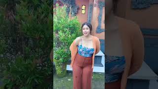 Download lagu Tik tok gunung gede|Cewek cantik bali mp3 Download lagu Tik tok gunung gede|Cewek cantik bali mp3