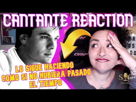 JUAN GABRIEL💥LA FARSANTE💥with LOLA Beltrán || singer REACTION & ANALYSIS