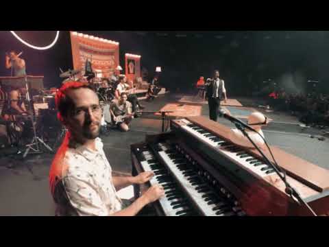 Vulfpeck - Wait for the Moment - Live at Madison Square Garden