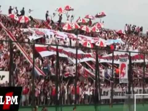 "Bostero, bostero, bostero, bostero no lo piense más...   Arsenal vs River Plate Torneo Inicial 2012" Barra: Los Borrachos del Tablón • Club: River Plate
