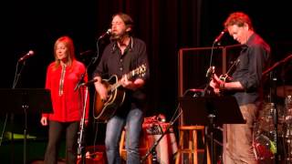 Hayes Carll - Drunken Poet’s Dream (eTown webisode #955)