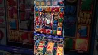 Fruit machine reservoir frogs 10p