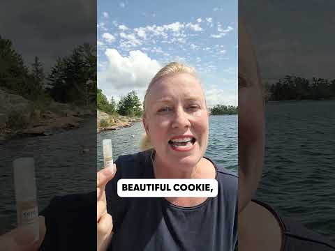 1970 Rosendo Mateu Review - A Rich and Earthy Gourmand Fragrance