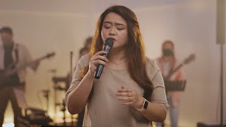 Download lagu Yesus Engkau Juruselamatku - SIBKK Worship Live mp3