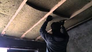 Утепление крыши минеральной ватой. build the garage. The roof insulation with mineral wool.