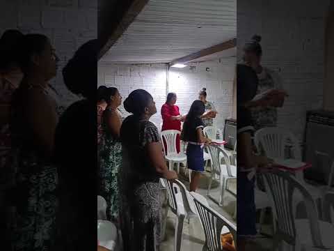 pregador da noite o pastor Marcos trovão de toritama.pe  eita glória a Deus que culto abençoado foi