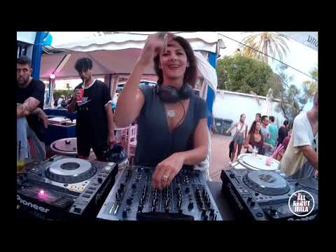 Davina Moss -  Live Dj Set @ Bora Bora Ibiza Full Set