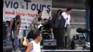 Senza Vergogna Band in piazza città ad Ivrea