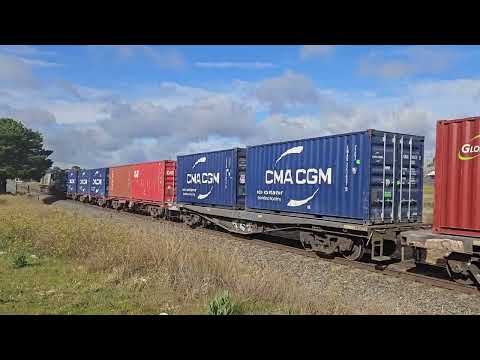 7922V SCT UP Dooen Express to Melbourne, 1233, 15/7/24, Stawell VIC