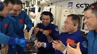 [問卦] 在太空烤牛排烤雞翅的難度高嗎？