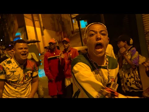 É o Parque Bobão - Mc Alê, Mc Neguin da Brc, Mc Menor Cg, Mc Baby do Pq, Mc Kvn, Mc Gg (Medley)
