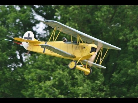 LARGE SCALE DAWN PATROL UK RC WW1 WARBIRDS - SCOUTS / FIGHTERS WESTON PARK RC MODEL AIRSHOW - 2013