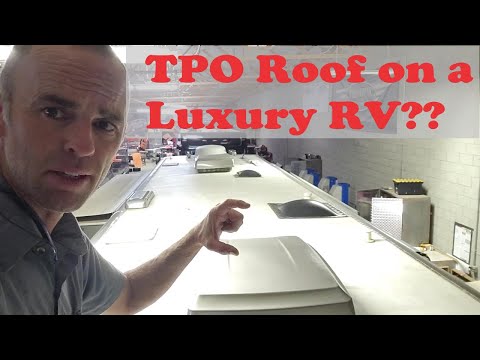 Inspecting a 2005 Newmar DutchStar Roof