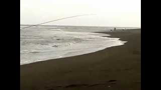 preview picture of video 'Fishing at Rangkan Beach-Sukawati-Gianyar-Bali.'