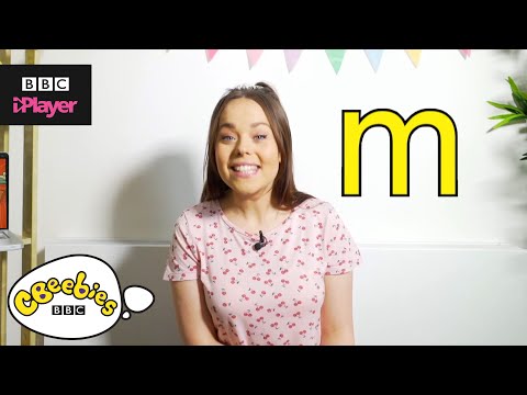 イービーとダッジと一緒に "m "の文字を学ぼう｜フォニックス｜CBeebies House (Learn letter "m" with Evie and Dodge | Phonics | CBeebies House)