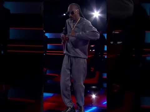 Snoop Dogg Dancing style 💯🔥 #hiphop #rap #oldschool #snoopdogg #eminem #50cent #wizkhalifa #drdre