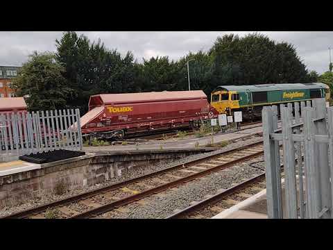 Freightliner class 66621 to Whatley quarry  and Freightliner class 66563 to Wootton bassett