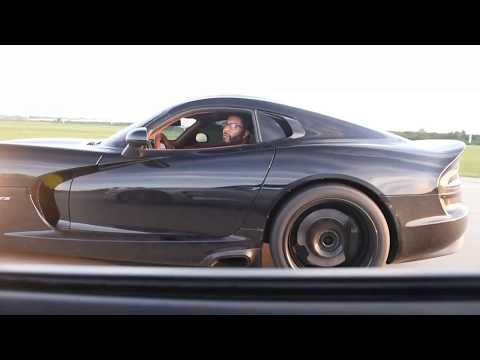 1500hp Twin Turbo Viper Destroys 1000hp C6 ZR1