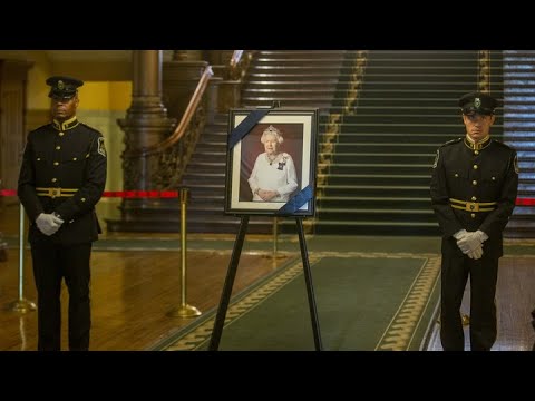 HONOURING HER LEGACY Ontario residents sign books of condolences for Queen Elizabeth II