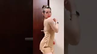 Download lagu ga pake BH, goyang nya enak #short#tiktok#story#shortvideo mp3