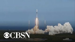 Download lagu SpaceX launches SiriusXM satellite aboard Falcon 9 rocket mp3