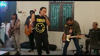 Download lagu MAHAMERU - DINDA mp3 Download lagu MAHAMERU - DINDA mp3