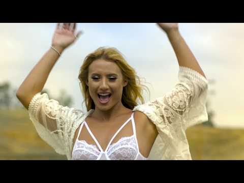 Montana Tucker- I'm Not Alone (Official Video)