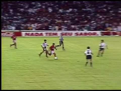 Romário (Flamengo) - 06/12/1995 - Flamengo 1x0 Indpendiente-ARG - 1 gol