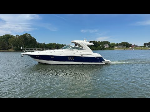2005 Cruisers Yachts 400 Express Traveller Video