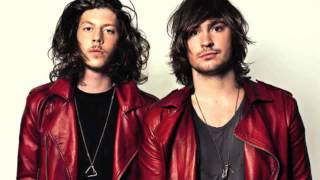 Peking Duk - Can&#39;t Get You Out Of My Head (Kylie Minogue Cover)
