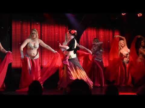 Entrance of the Stars - Müstika Bellydance Students