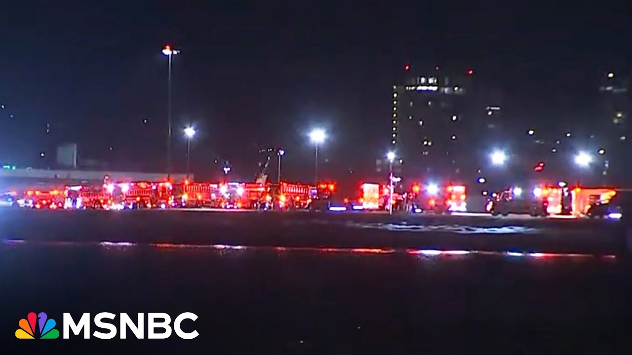 BREAKING: Plane, Black Hawk helicopter crash into Potomac River after colliding